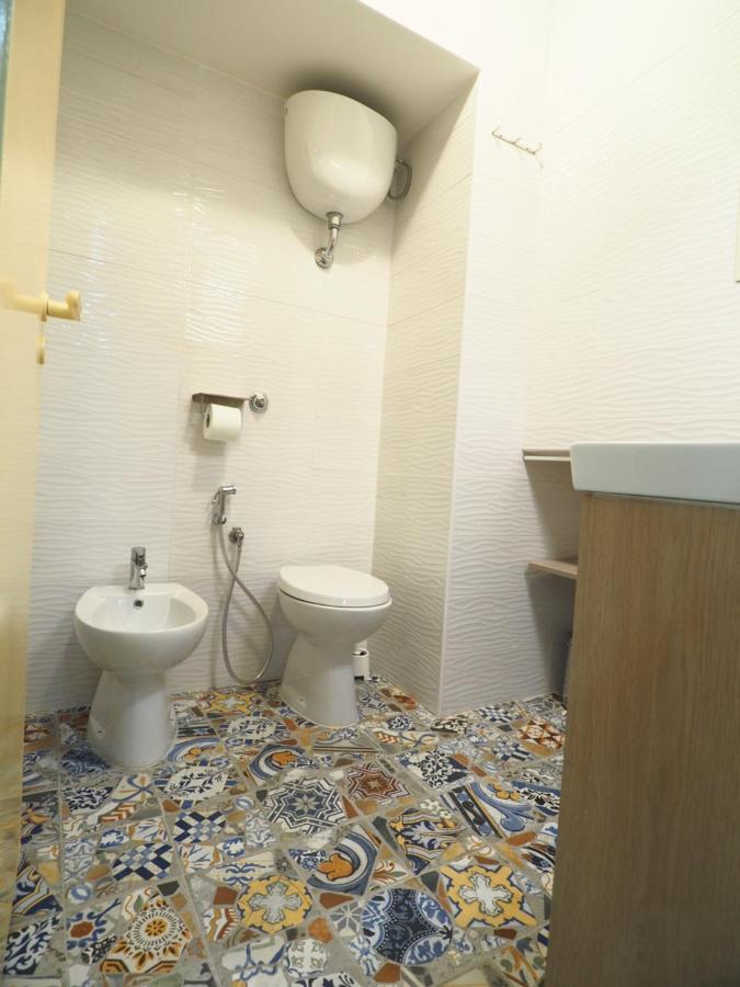 Апартаменты 'A Casa Toja Неаполь Экстерьер фото